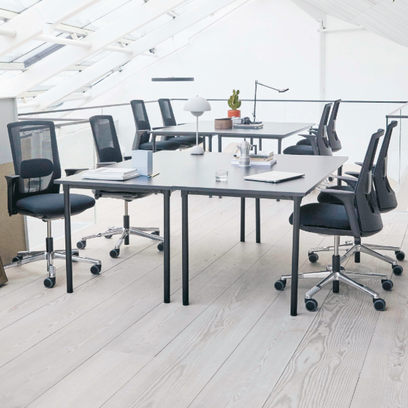 Ergonomische HAG Bürostühle im Büro