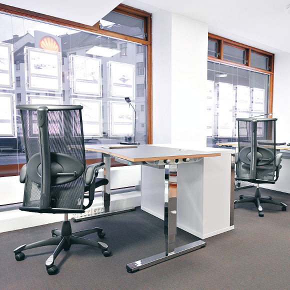 Zwei ergonomische HAG Bürostühle