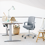 Ergonomischer HAG Stuhl am Schreibtisch